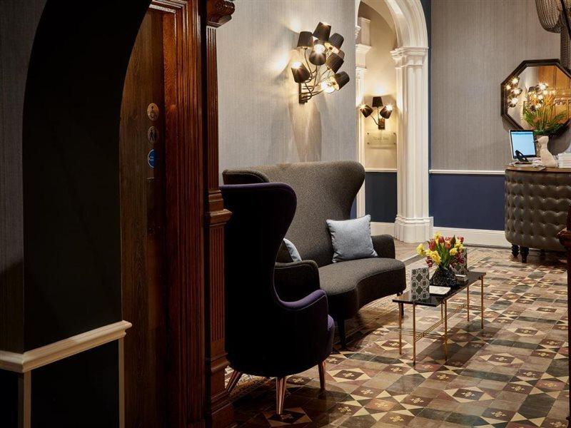 צ'ידל Oddfellows On The Park מראה חיצוני תמונה The hotel's lobby