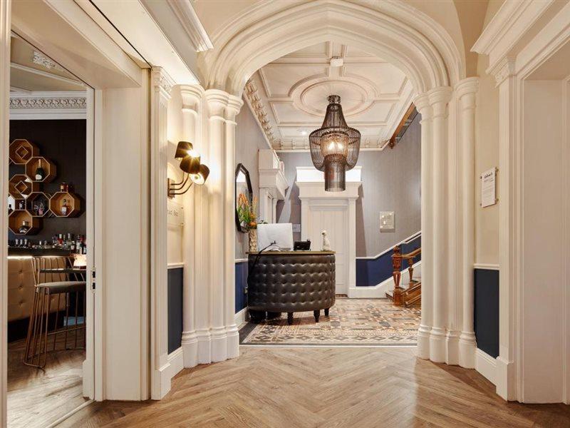 צ'ידל Oddfellows On The Park מראה חיצוני תמונה The hotel's interior