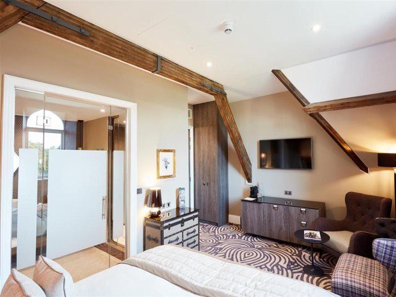 צ'ידל Oddfellows On The Park מראה חיצוני תמונה Suite at the Hotel de la Tour