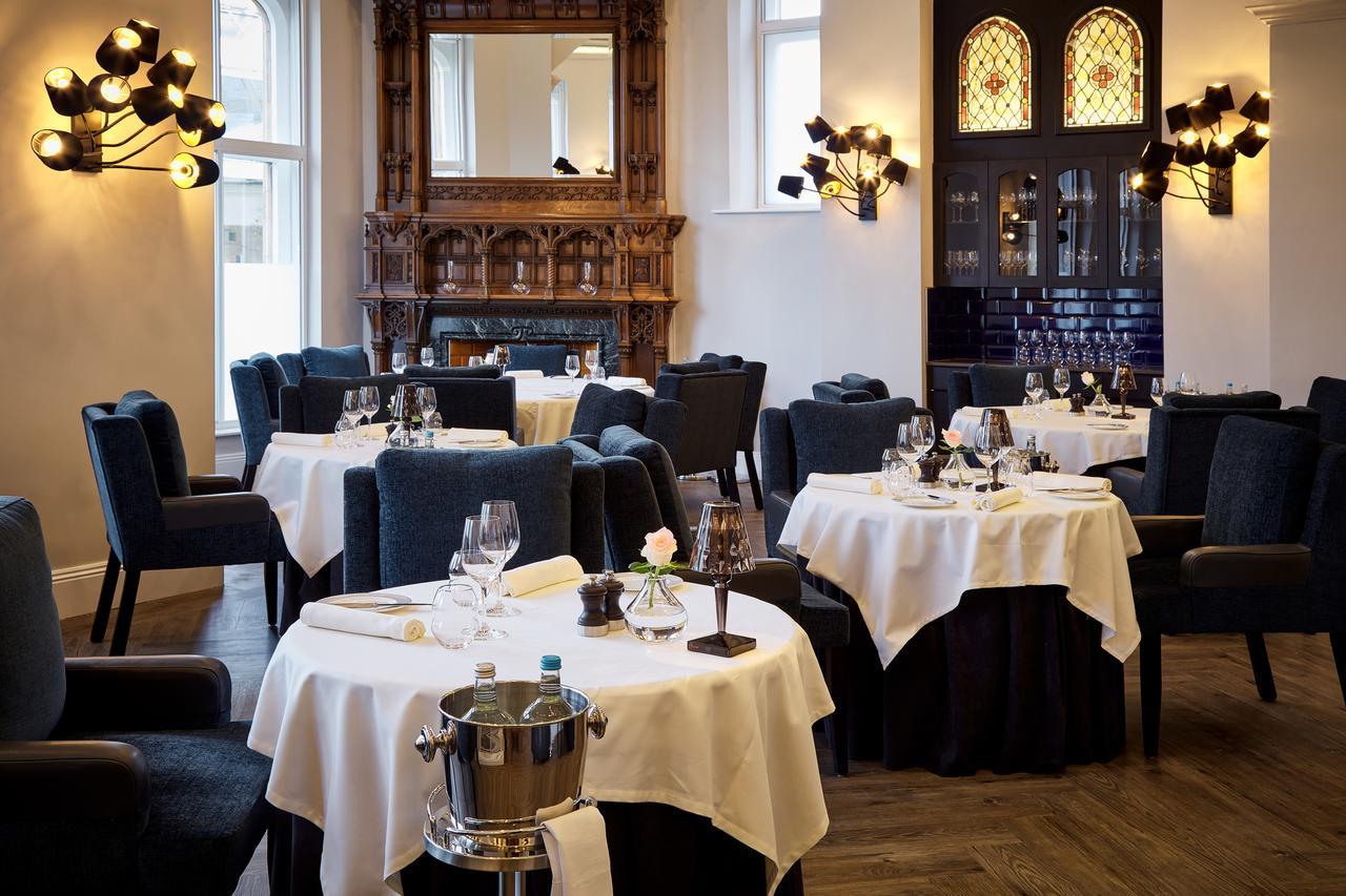 צ'ידל Oddfellows On The Park מראה חיצוני תמונה Restaurant AOC