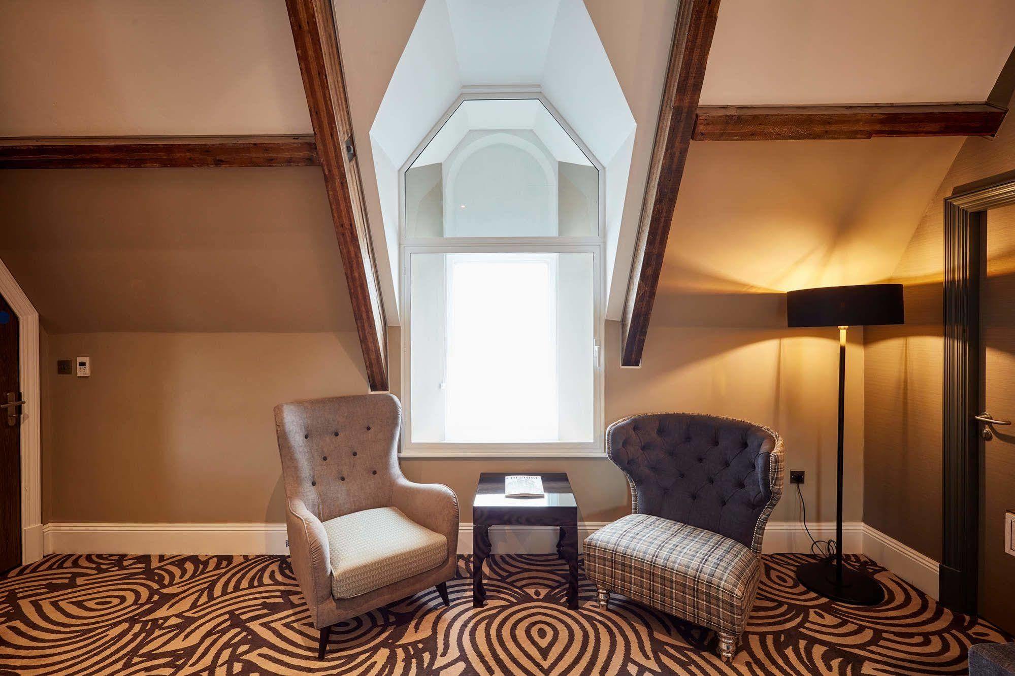 צ'ידל Oddfellows On The Park מראה חיצוני תמונה The interior of the hotel